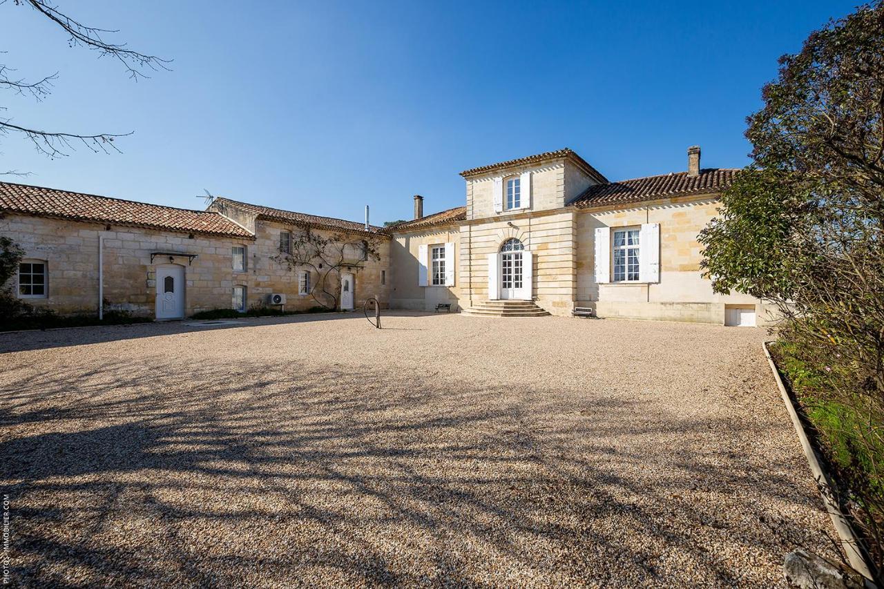 Domaine Du Chauvet 3*